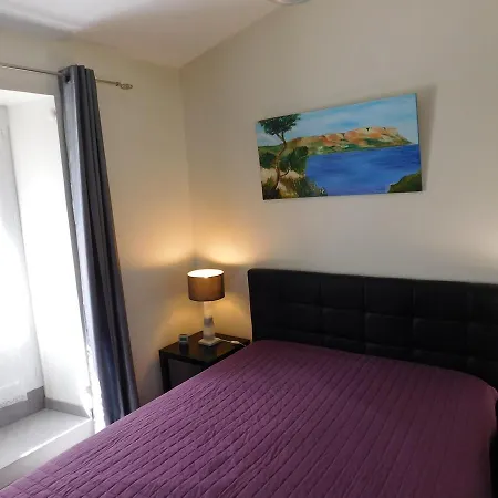 Clos St Joseph Villa *